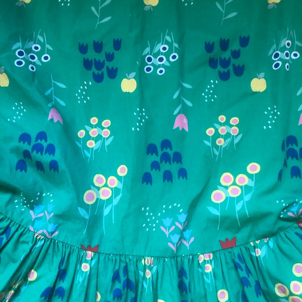 Hanna Andersson Floral Dress 8 - Picture 6 of 7